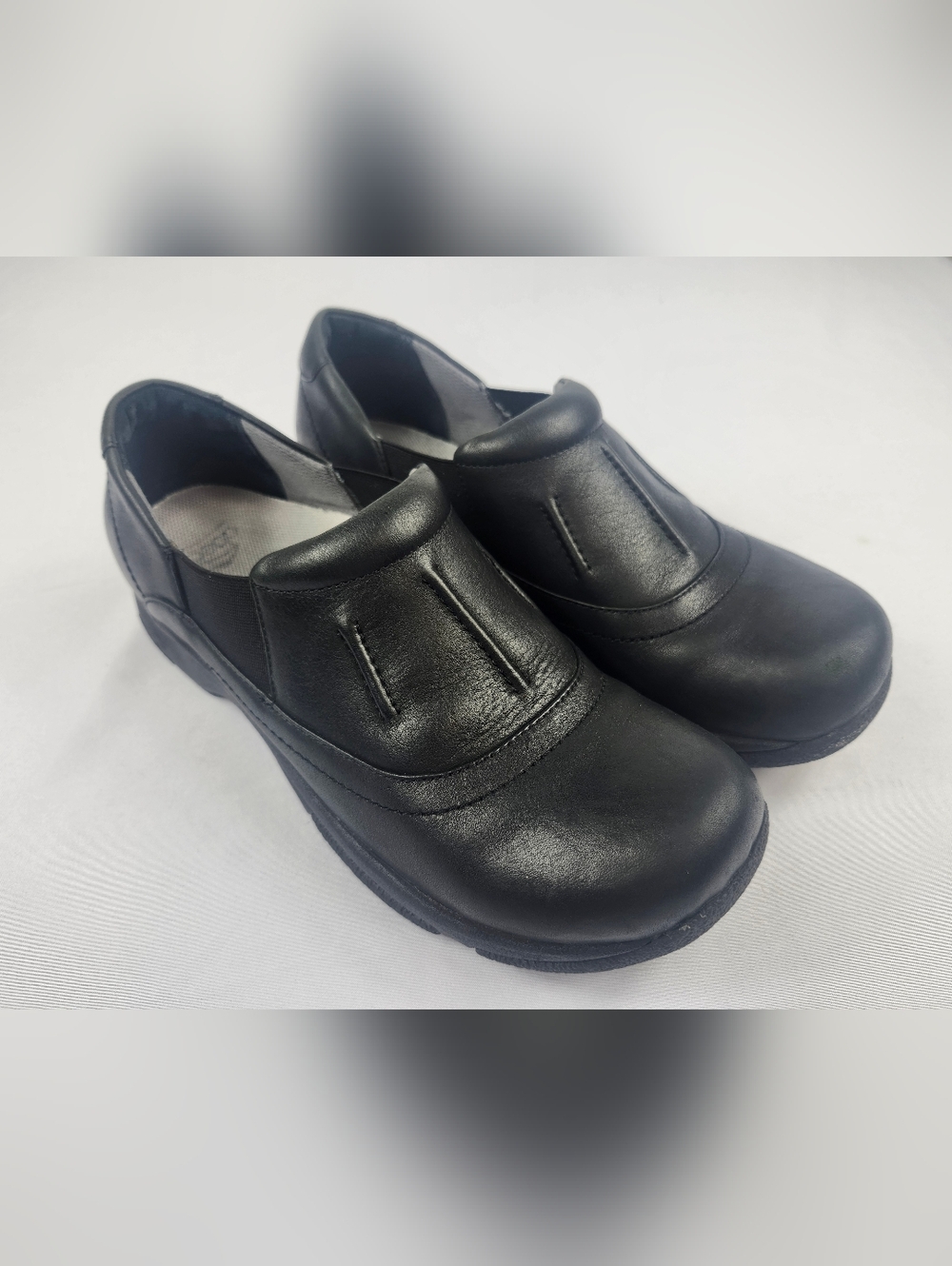 Dansko Womens EU 41 US 10.5 Black Leather Clogs Slip Resistant Comfort Shoes
